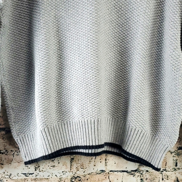 Frederik Anderson Copenhagen | Gray and Black Textured Knit Pullover Sweater - Picture 6 of 9